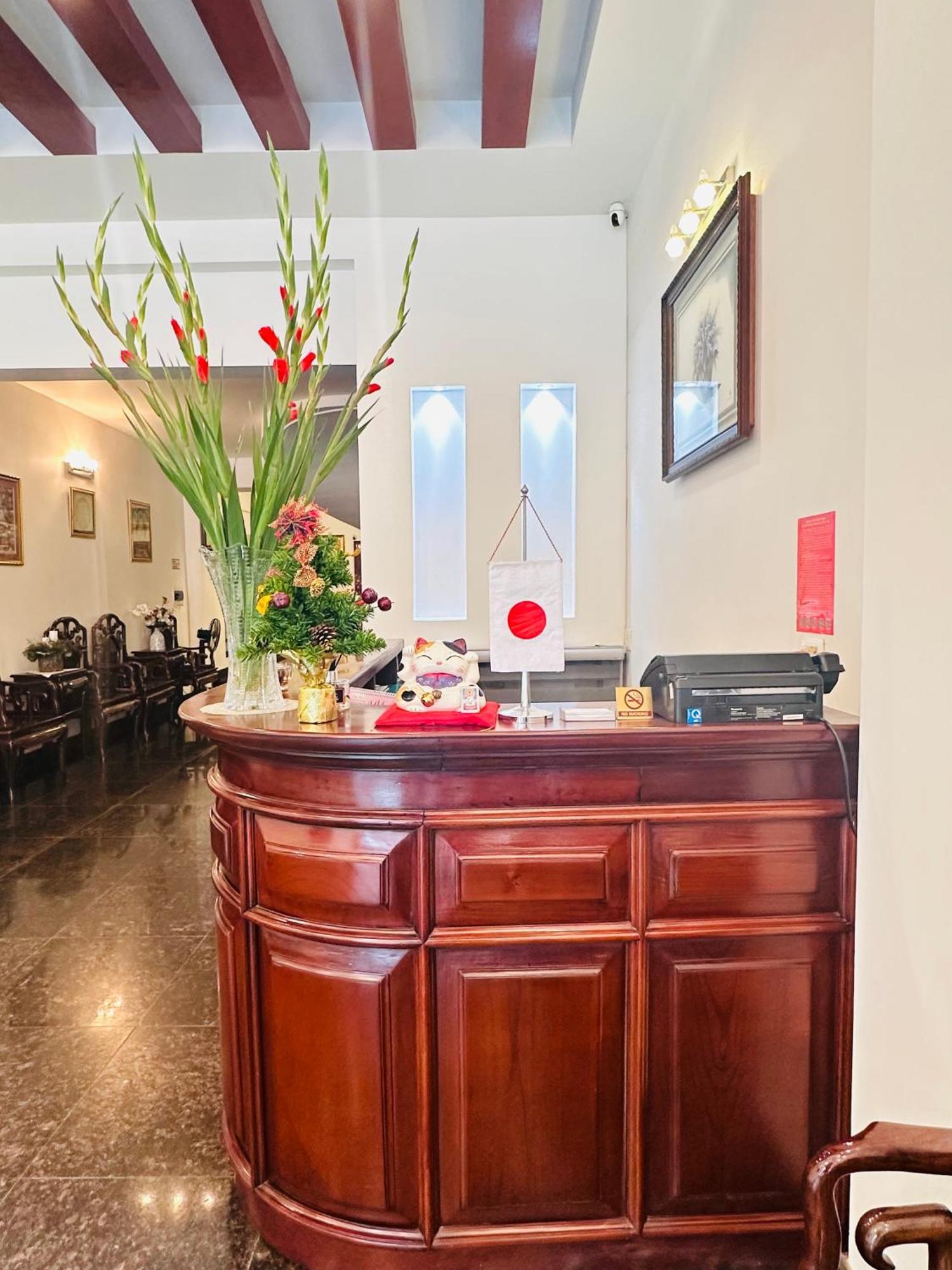 Căn hộ Red Building - - Ha Noi